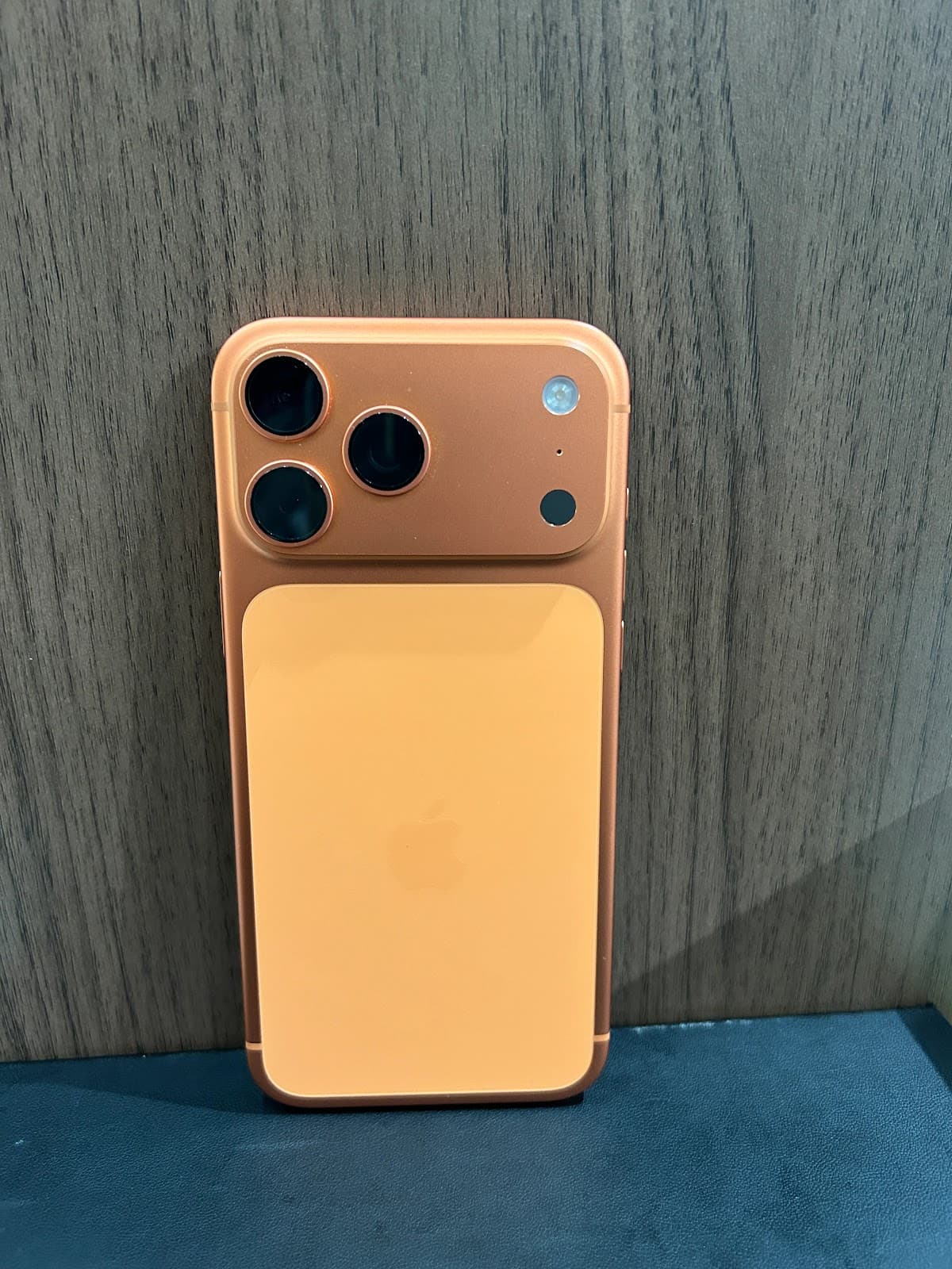 iPhone 17 Pro Max 256GB Orange
