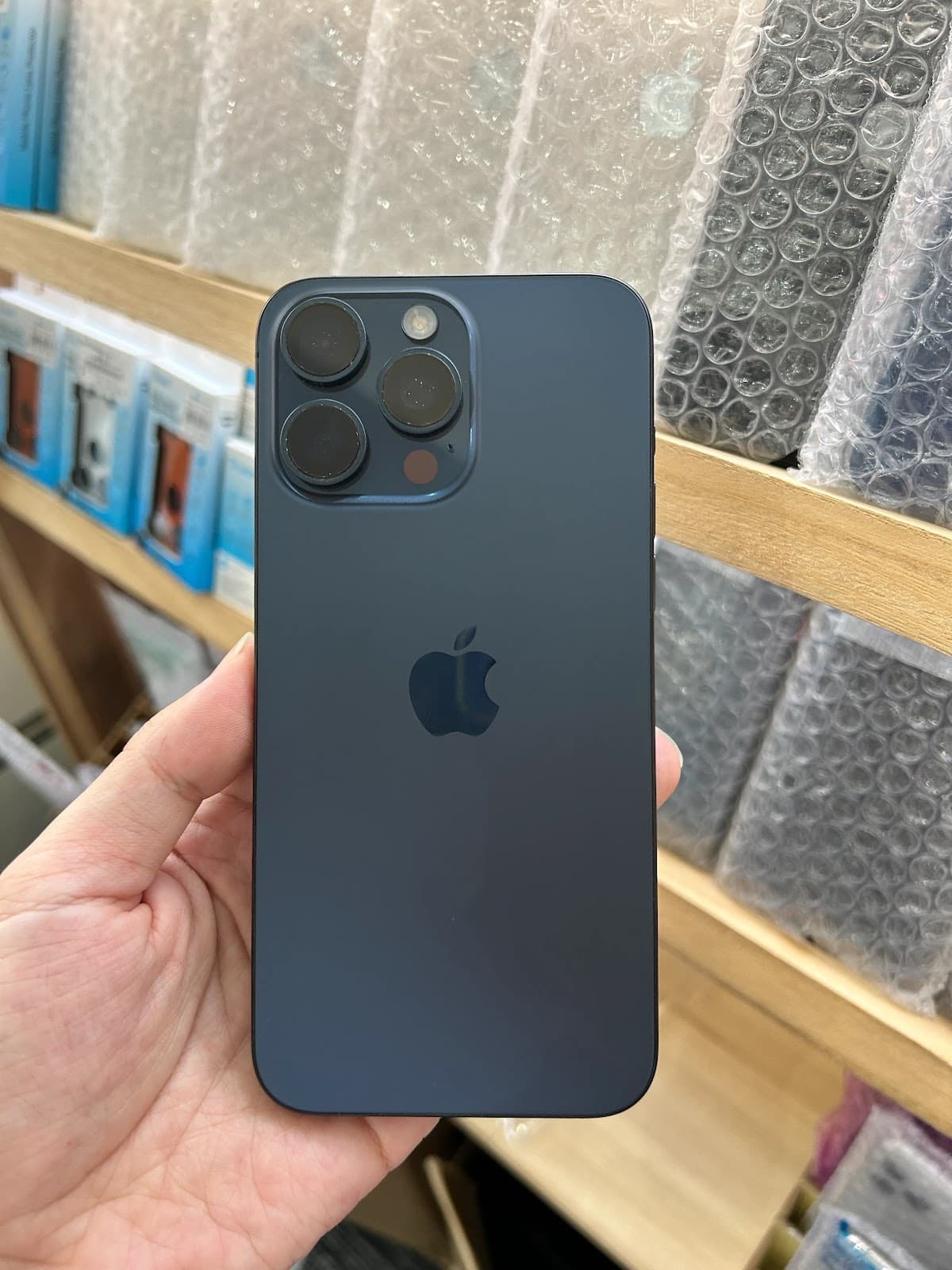 iPhone 15 Pro Max 256GB Black Titanium