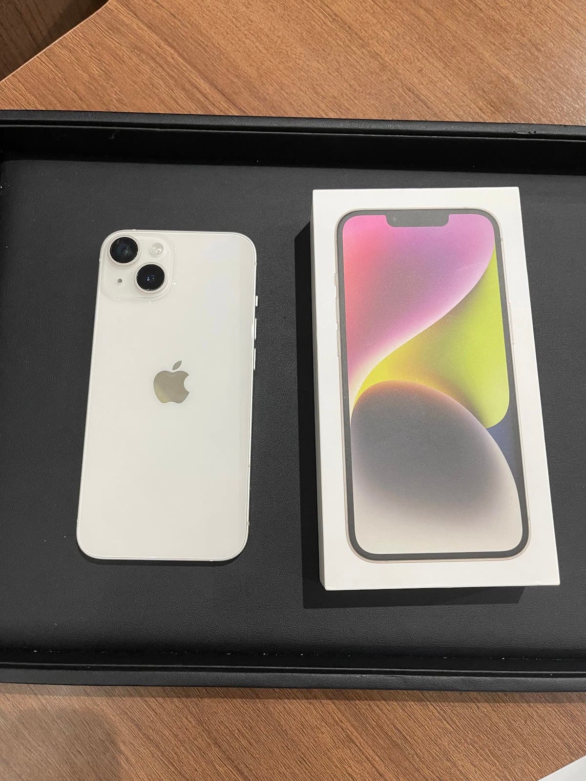 iPhone 14 128GB Starlight