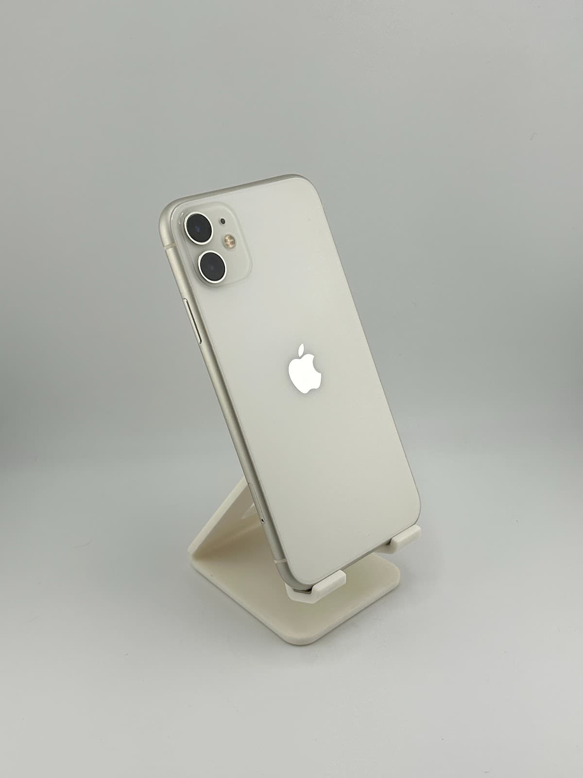 iPhone 11 64GB White