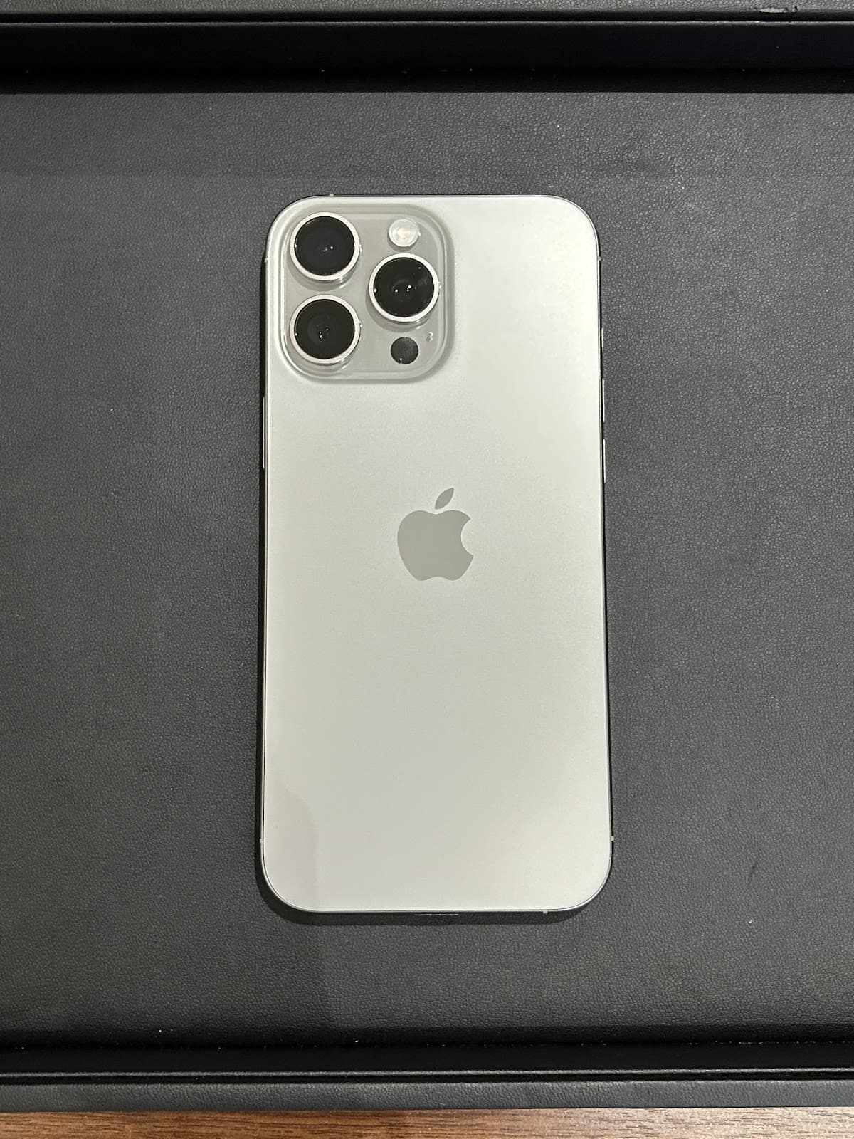 iPhone 16 Pro Max 256GB Natural Titanium