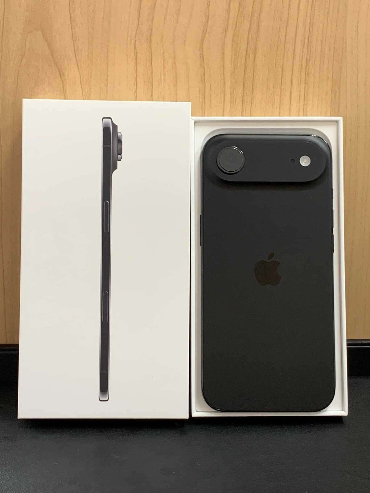 iPhone 17 Air 256GB Space Black