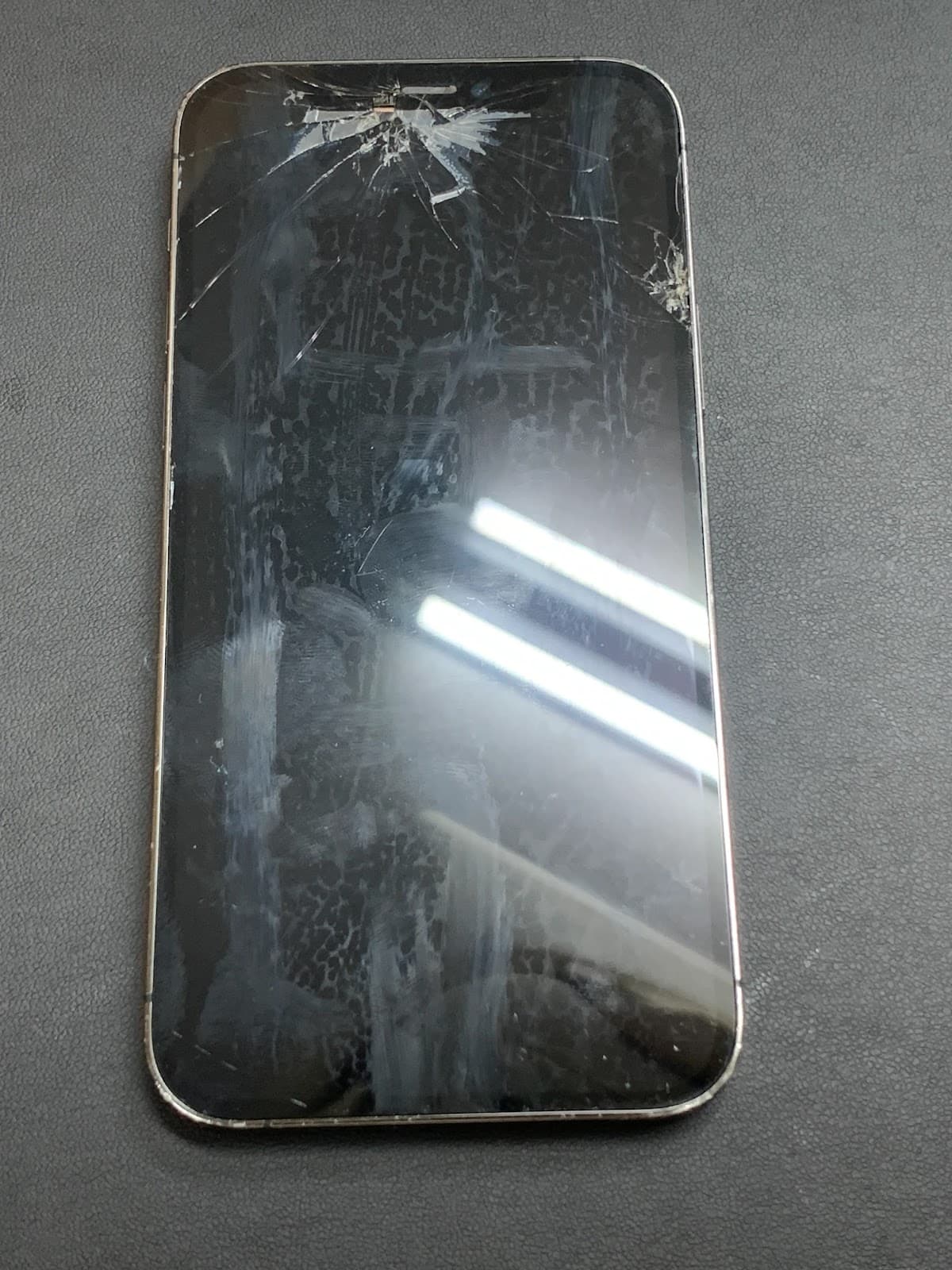iPhone 12 128GB Purple
